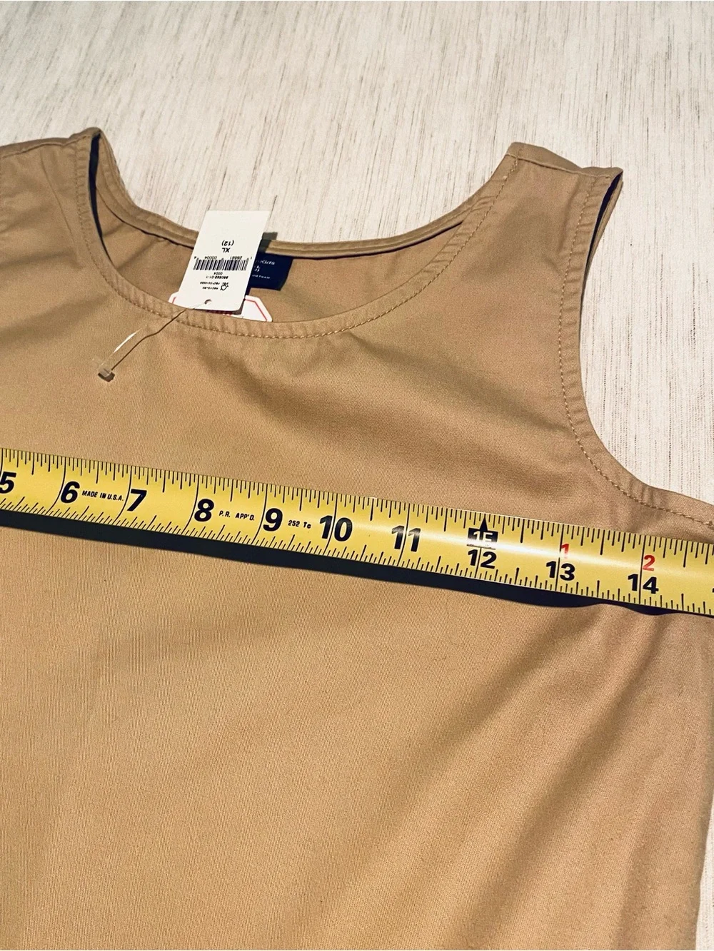 GAP wear zipper tags